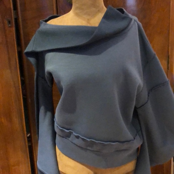 Burberry London Runway Sweatshirt asymmetrical off shoulder rare unique blue - Picture 2 of 14